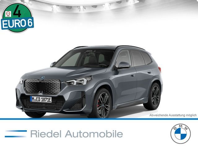 Bild des Angebotes BMW iX1 xDrive30 M SportpaketPro Pano DAPro 19"LM