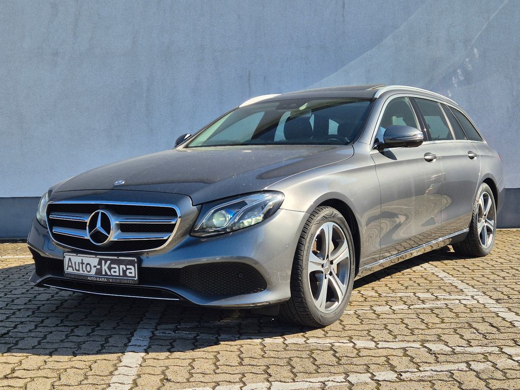 Bild des Angebotes Mercedes-Benz E 350 d Avantgarde*Schiebedach*Widescreen*Totwi.
