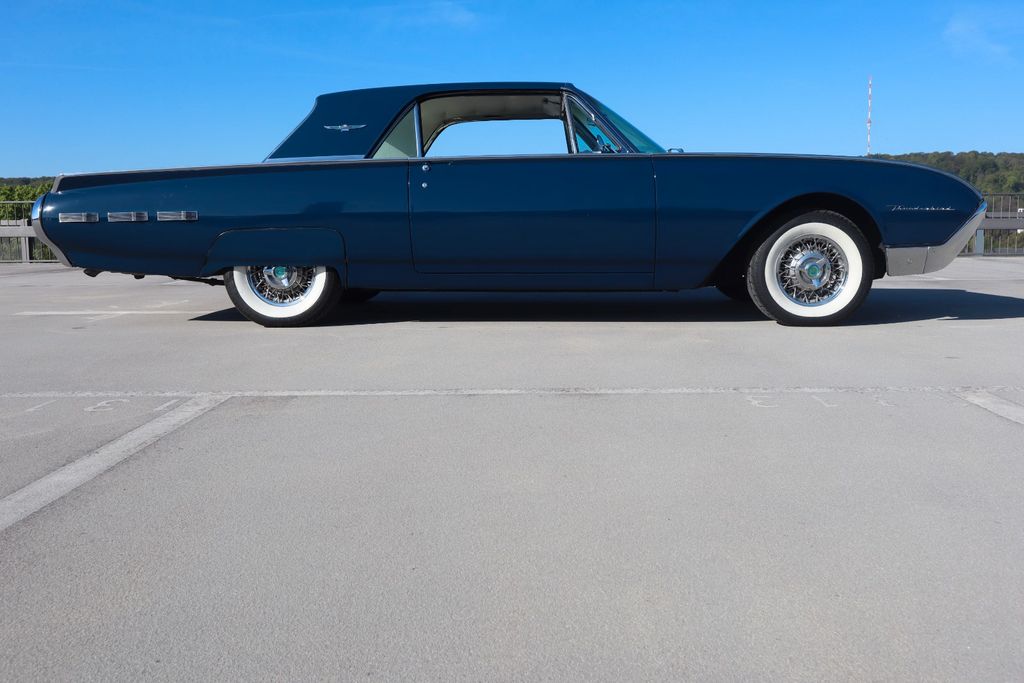 Bild des Angebotes Ford Thunderbird