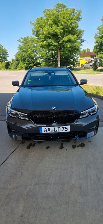 Bild des Angebotes BMW 330d xDrive Touring Advantage Automatic Adva...S