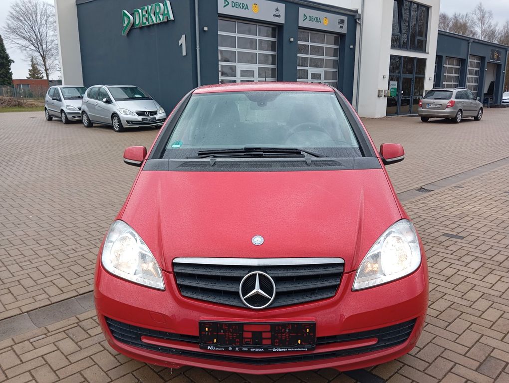 Bild des Angebotes Mercedes-Benz A 160 AVANTGARDE BlueEFFICIENCY,Serv/Tüv Neu