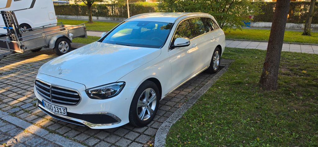 Bild des Angebotes Mercedes-Benz E 200 d T Autom. Exclusive Line