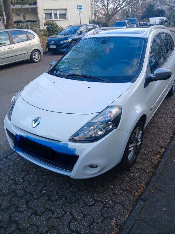 Bild des Angebotes Renault Clio Grandtour Luxe 1.6 16V 110 Automatik Luxe