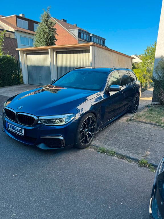 Bild des Angebotes BMW M550d xDrive Touring A -