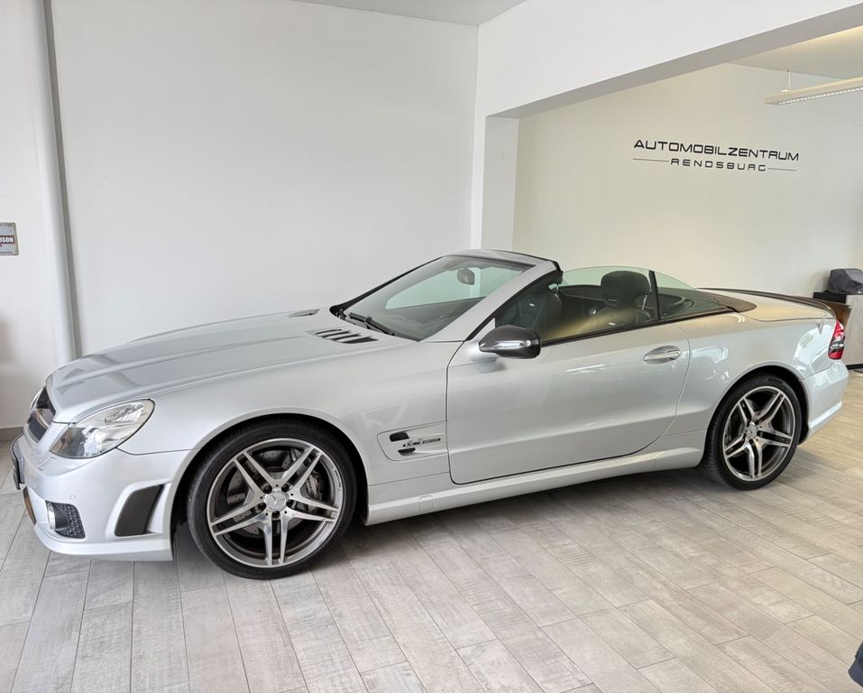 Bild des Angebotes Mercedes-Benz SL 63 AMG /CARBON/1.HAND/MB SCHECKHEFT/