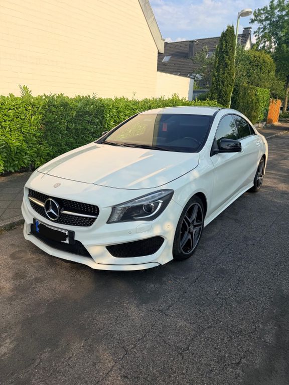 Bild des Angebotes Mercedes-Benz CLA 200 CDI- AMG Line