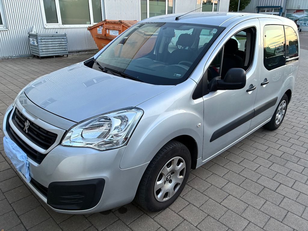 Bild des Angebotes Peugeot Partner Tepee Tepee Active PureTech 110 Active