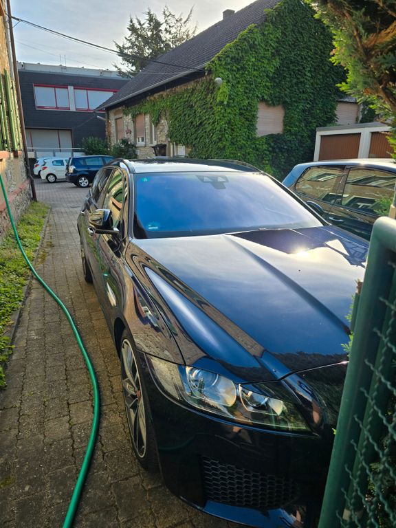 Bild des Angebotes Jaguar XF 30d Sportbrake S - Scheckheftgepflegt