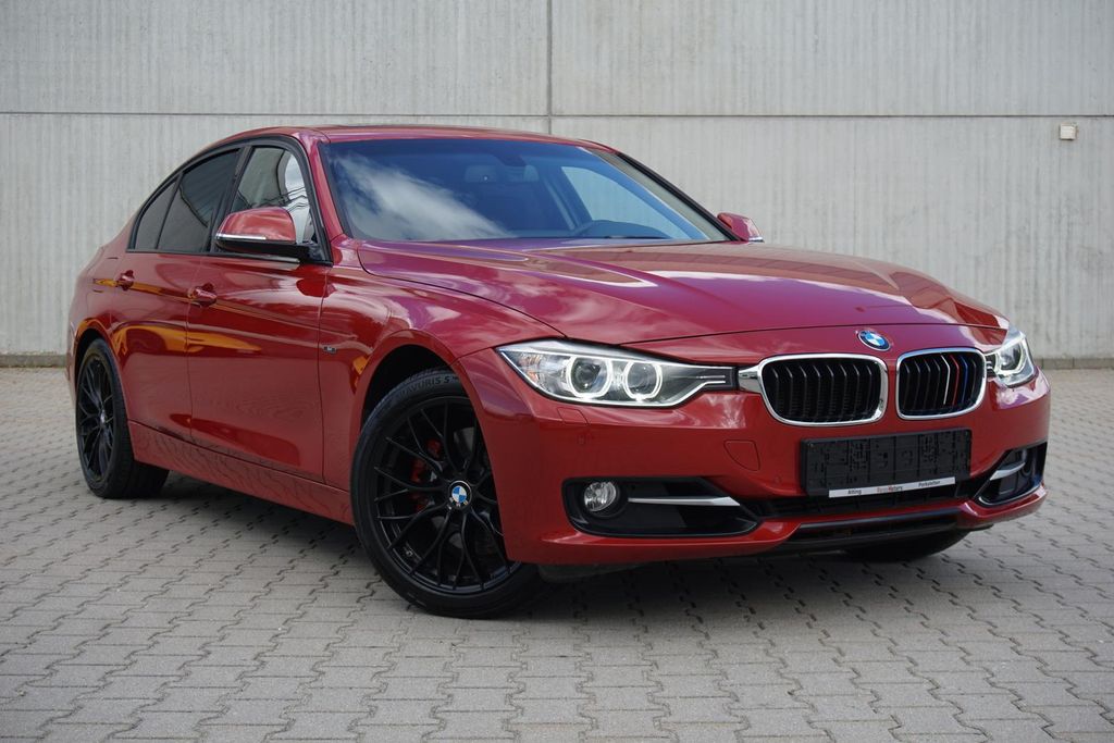 Bild des Angebotes BMW 328i Limousine Pano Xenon PDC SHZ Freisprech