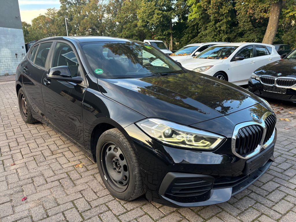Bild des Angebotes BMW 116 d Aut. LED+NAVI+LIVE+CARPLAY+TEMPO+DAB+SHZ+