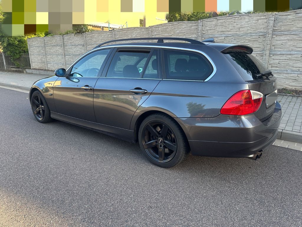 Bild des Angebotes BMW 325xi touring -