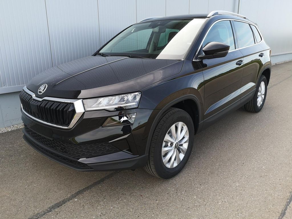 Skoda Karoq Selection 1.5 TSI DSG GV5 AHK Navi ACC ...