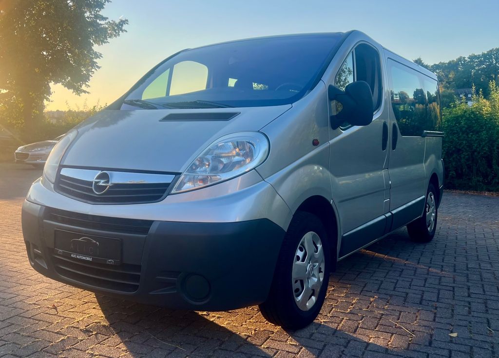 Opel Vivaro Kombi L1H1 2,7t 9-Sitze //TOP-Zustand//