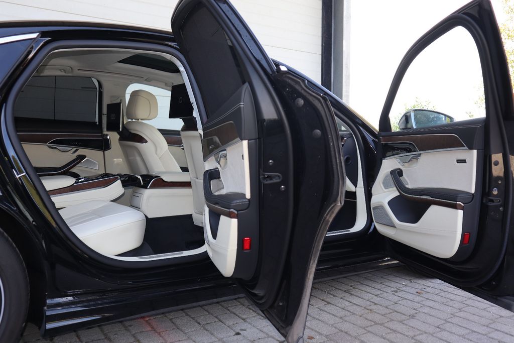 Bild des Angebotes Audi S8 exclusive UNIKAT /KERAMIK/VOLL/UPE 230.515,-