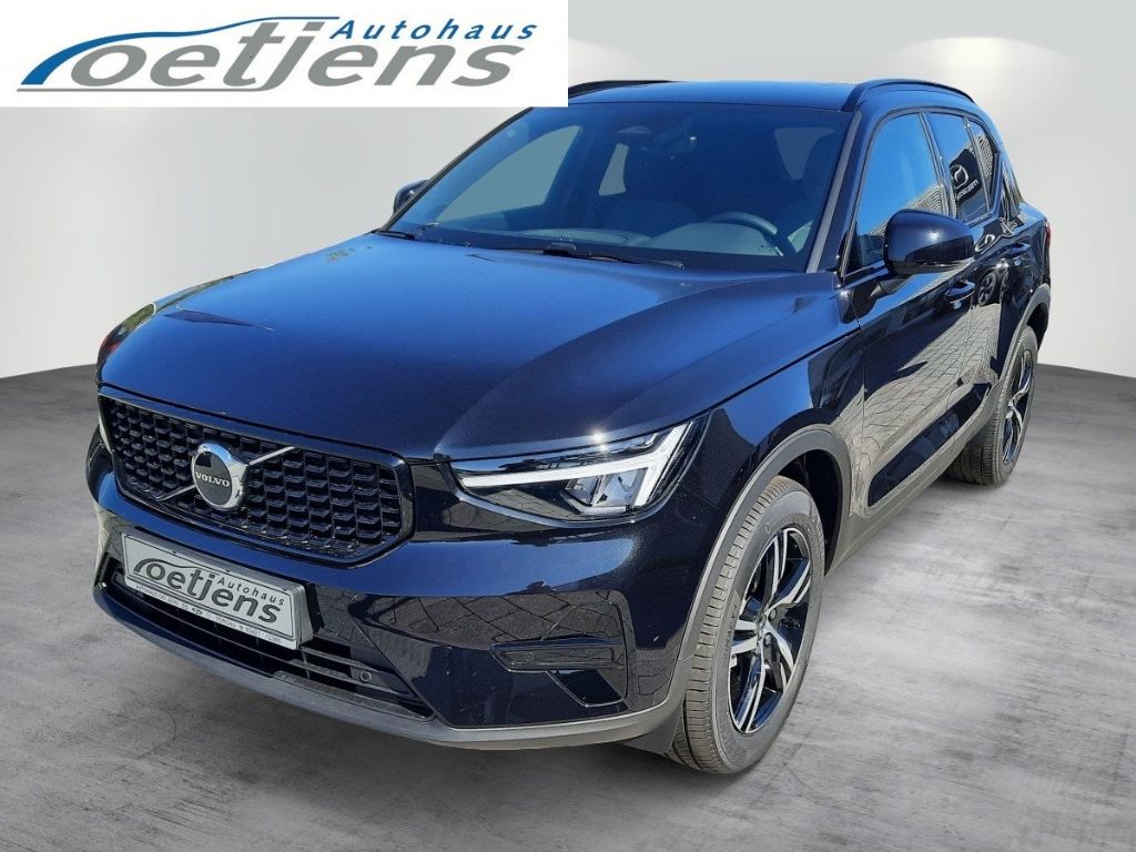 Bild des Angebotes Volvo XC40 B3 Plus Dark FrontShHzg Kamera Winterpaket