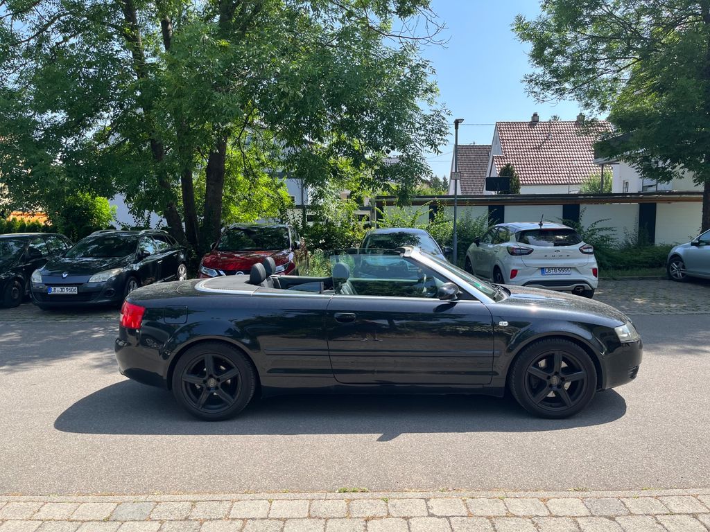 Audi A4 1.8T multitronic Cabrio- AUTOMATIK * KLIMA