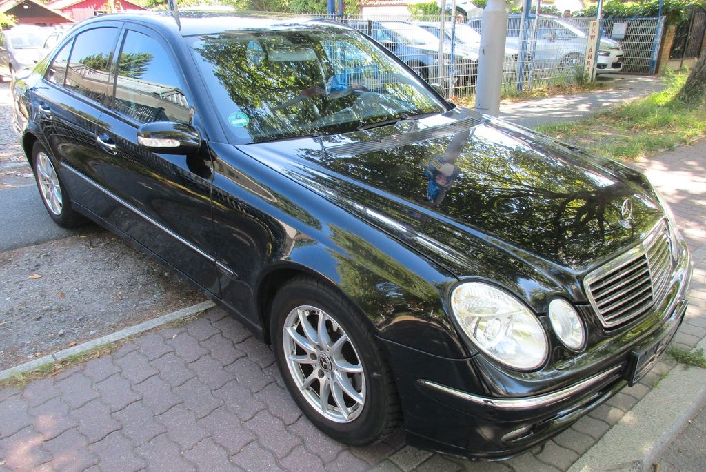 Bild des Angebotes Mercedes-Benz E 320 AVANTGARDE Automatik