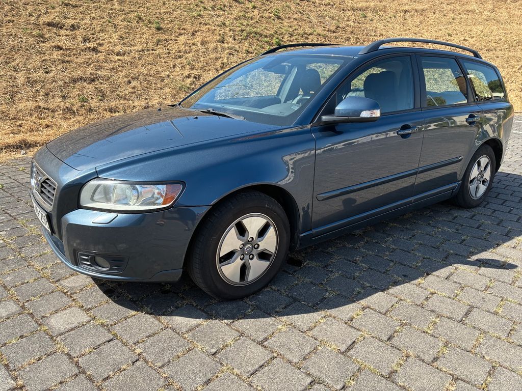 Bild des Angebotes Volvo V50 1.6D DRIVe Start/Stop Momentum Momentum