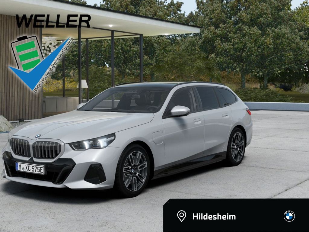 Bild des Angebotes BMW 550e xDr T M SPORT AdLED,AHK,Pano,B&W,Autobahn