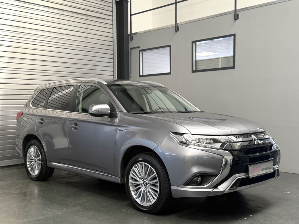 Bild des Angebotes Mitsubishi Outlander PHEV 4WD/AHK/KeyLess/CarPlay/1.Hand