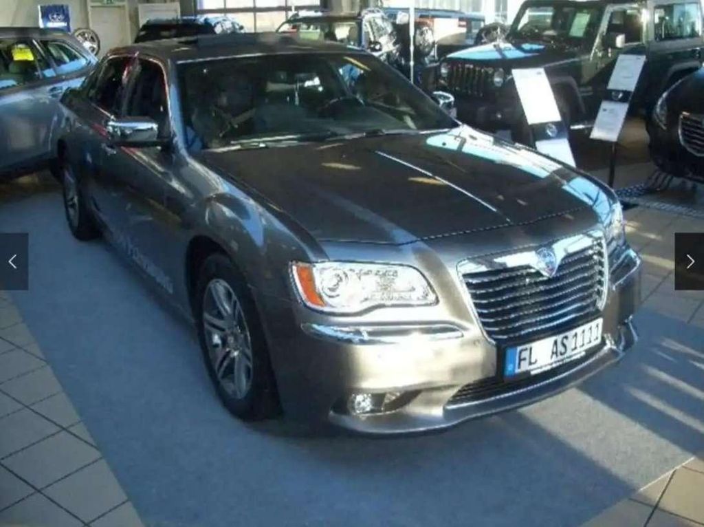 Lancia Thema Platinum 3.0 V6 Multijet *Navi*Leder*Pano*