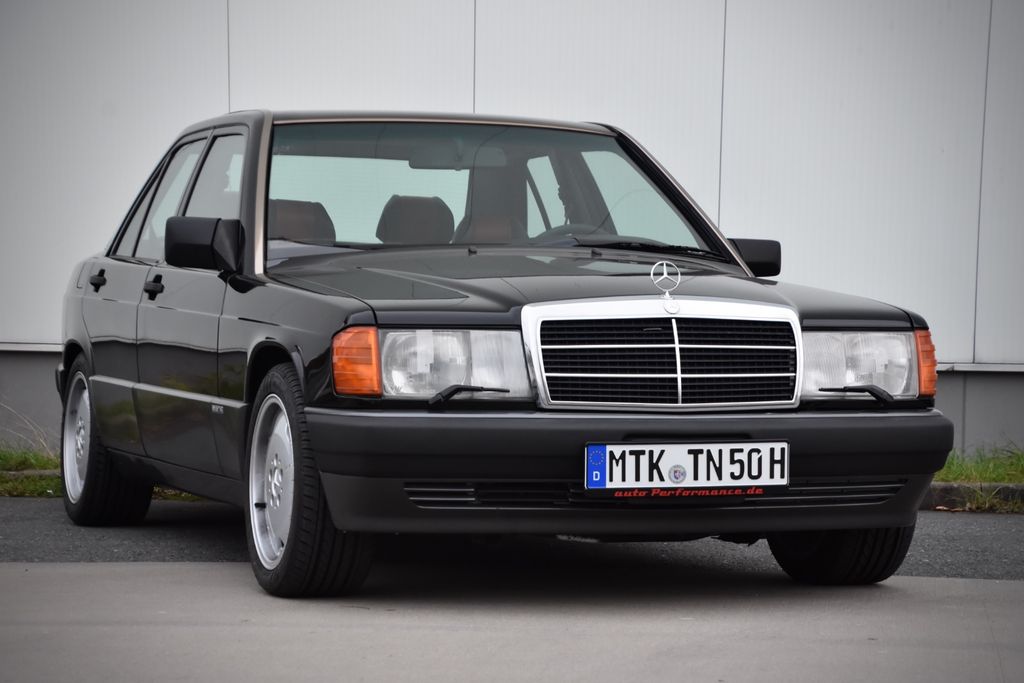 Mercedes-Benz 190 6-Zylinder 2,6 AMG Limited Edition 0/700