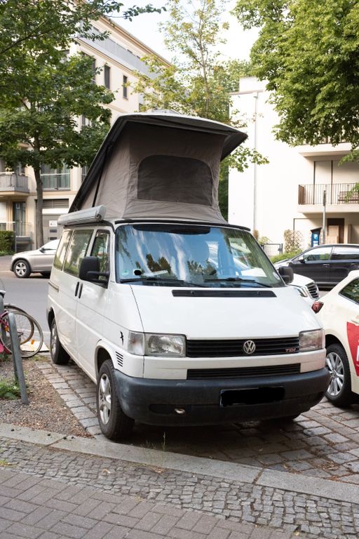 Bild des Angebotes Volkswagen VW Bus T4 Camper Aufstelldach Küche 4 Personen