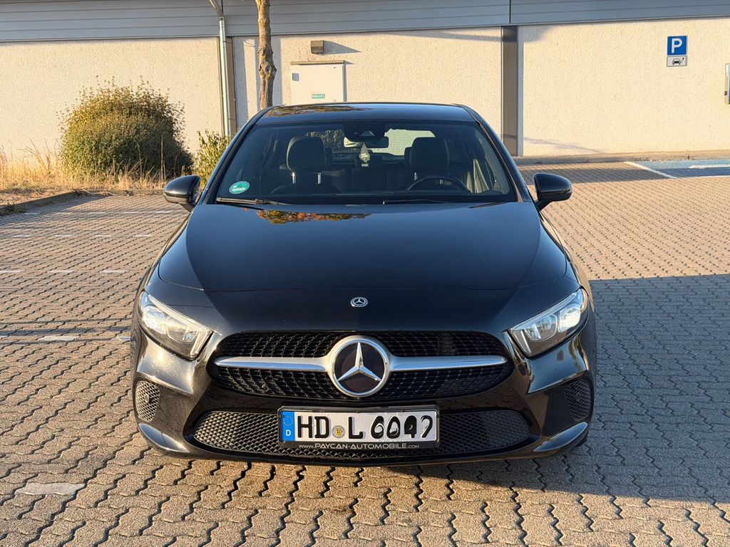 Bild des Angebotes Mercedes-Benz 220