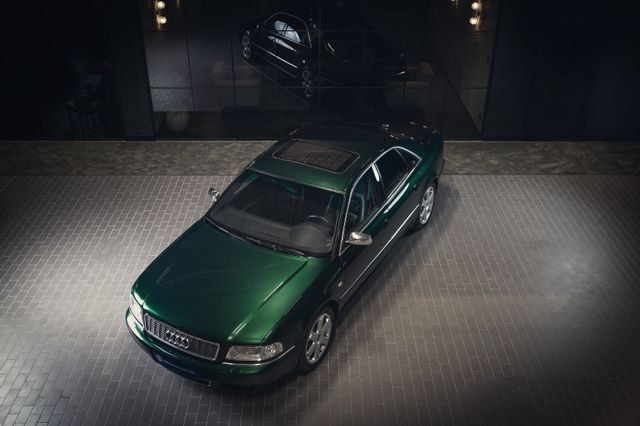 Bild des Angebotes Audi S8 4.2 V8 | GPS | S-Dach | XENON |