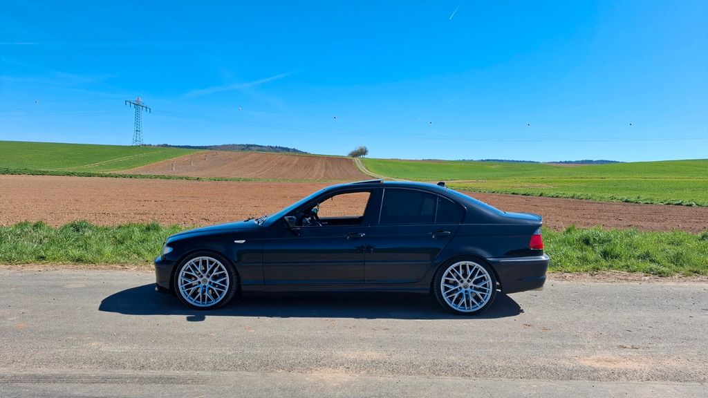 Bild des Angebotes BMW E46 330i Limousine HarmanKardon TÜV Sportsitze