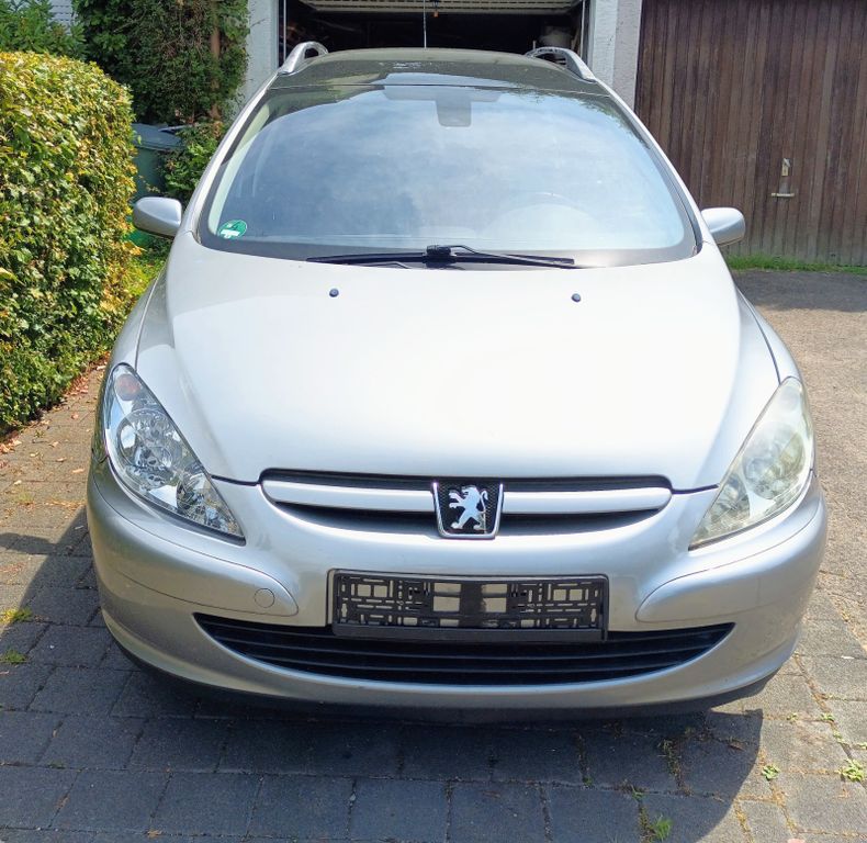 Bild des Angebotes Peugeot 307 2.0 16V Premium 135 Premium