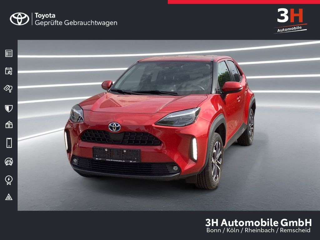Bild des Angebotes Toyota Yaris Cross 1.5-l-Hybrid Team Deutschland