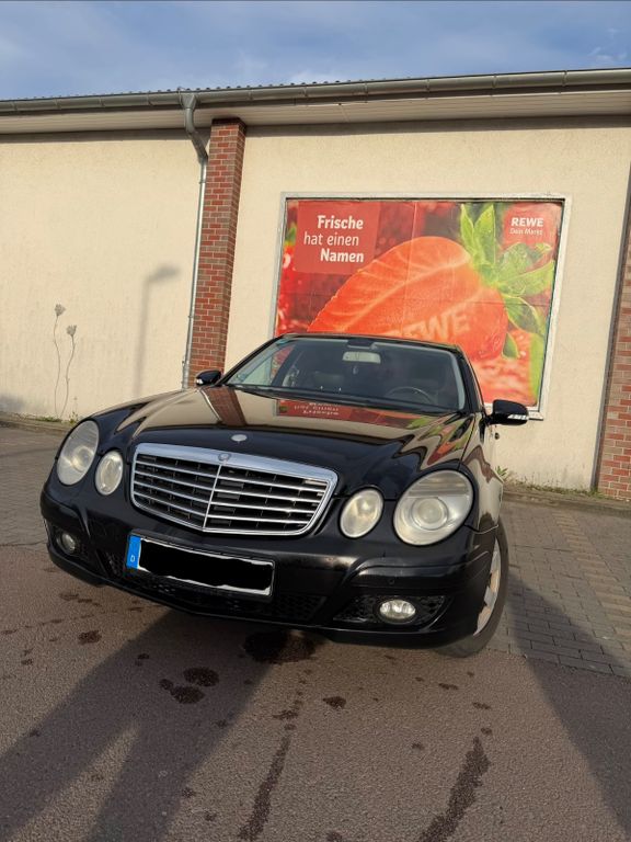 Bild des Angebotes Mercedes-Benz E 200 KOMPRESSOR Classic