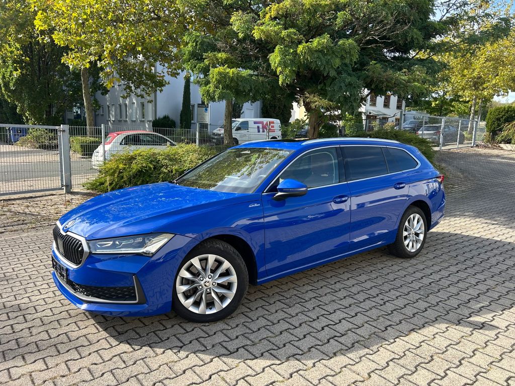 Bild des Angebotes Skoda Superb Combi 2.0 TDI L&K Laurin&Klement Panorama