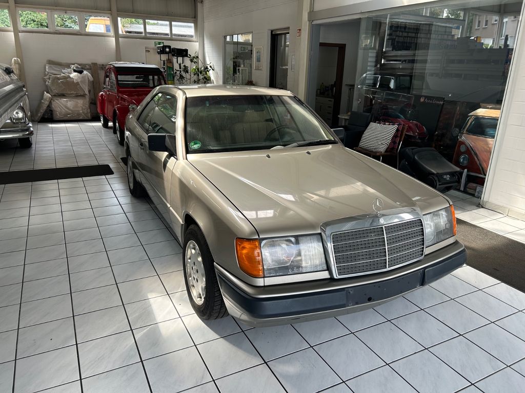Bild des Angebotes Mercedes-Benz 230CECoupe 2.Hand Neu-Tüv