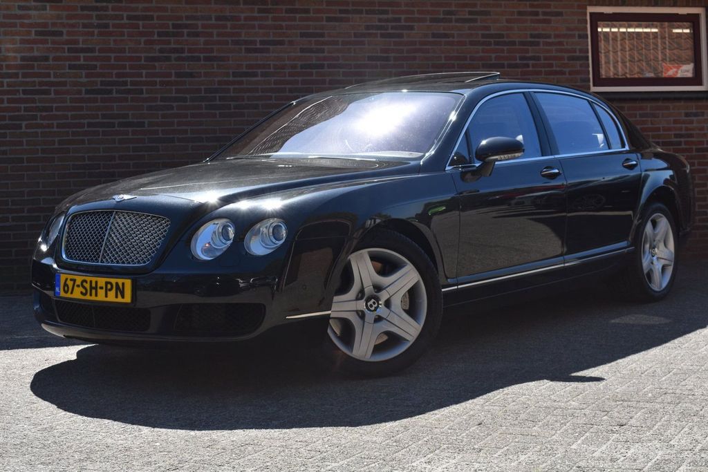 Bild des Angebotes Bentley Continental Flying Spur 6.0 W12 561pk '06 Orig N
