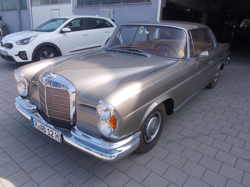 Bild des Angebotes Mercedes-Benz 220 SEB Coupe