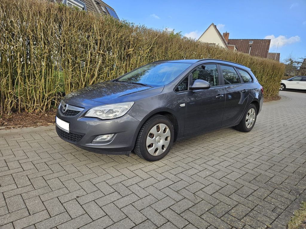 Bild des Angebotes Opel Astra J Kombi 1.7 CDTI* TÜV 07-27* S-HEFT* AHK *