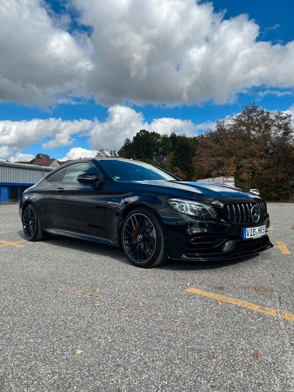 Bild des Angebotes Mercedes-Benz C 63 S AMG Coupé *Multibeam*Burmester*Pano*23P*8