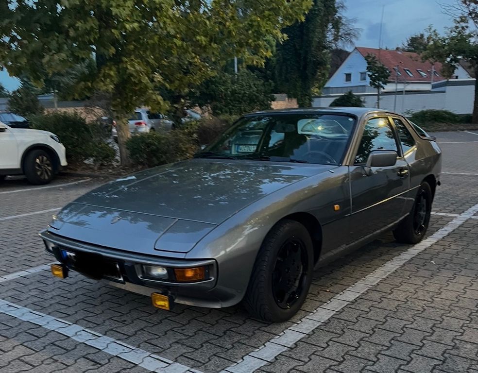 Porsche 924S Zahnriemen Service neu