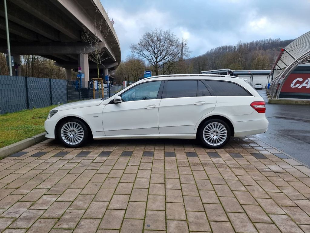 Bild des Angebotes Mercedes-Benz E 220 CDI T-Modell Avantgarde Auto