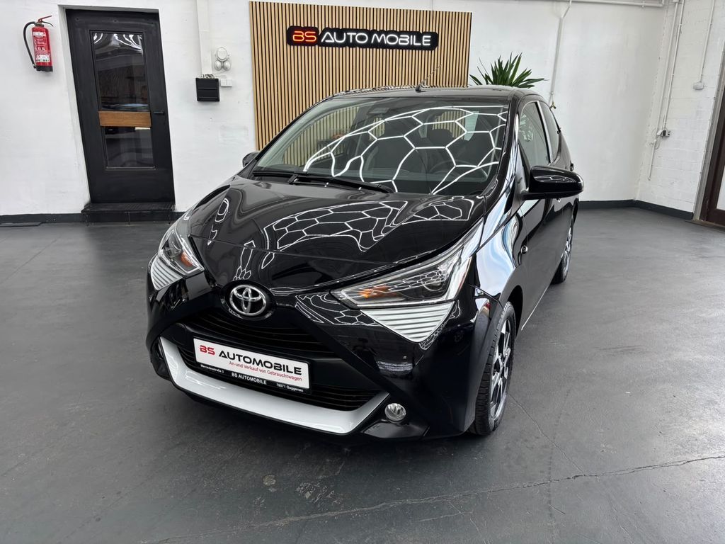 Bild des Angebotes Toyota Aygo AYGO x-play Team D 1.0 Ltr. 1 Hand **59tkm*