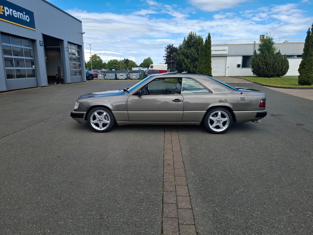 Bild des Angebotes Mercedes-Benz W124 230 ce