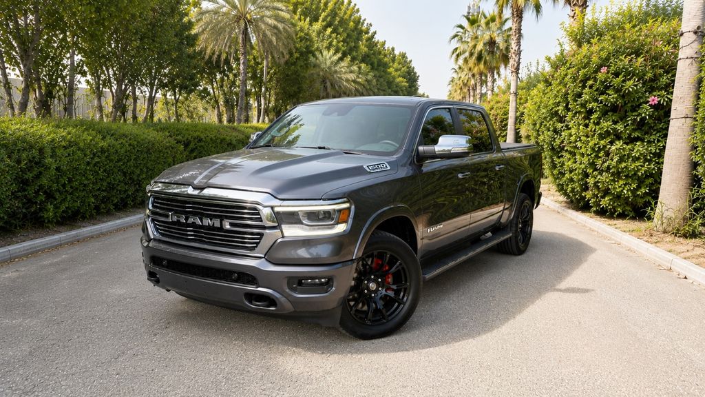 Bild des Angebotes Dodge V8*4X4*CLEAN CARFAX*LARAMIE*VOLL*PANO*AHK*NAVI*