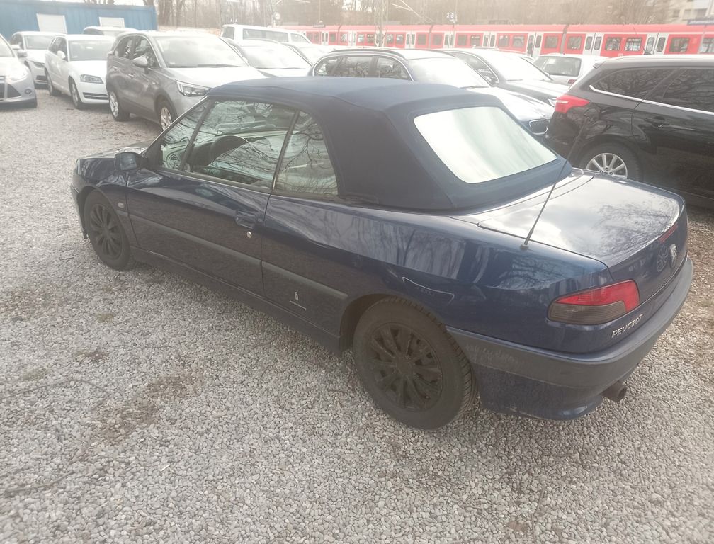 Bild des Angebotes Peugeot 306 Cabrio "Saint-Tropez 90"