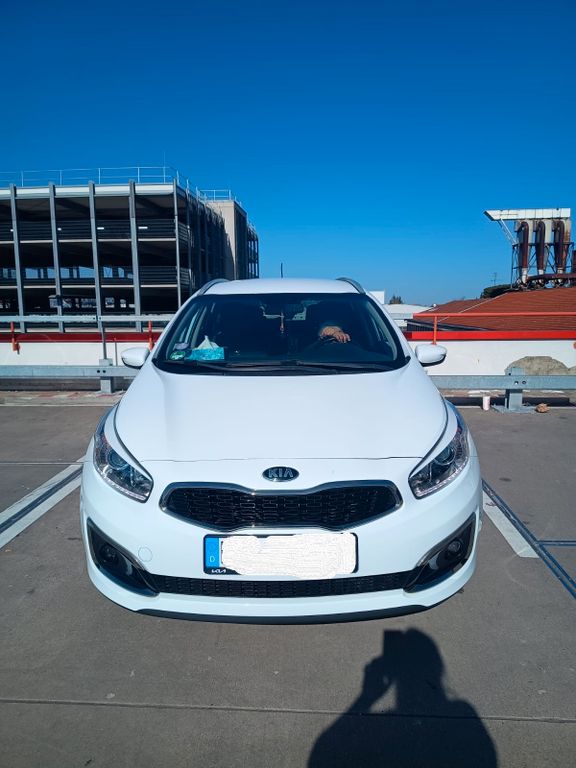 Bild des Angebotes Kia cee'd / Ceed 1.6 GDI Dream-Team Edition Drea...