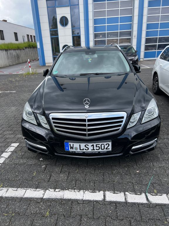 Bild des Angebotes Mercedes-Benz E 200 T BlueEFFICIENCY AVANTGARDE AVANTGARDE