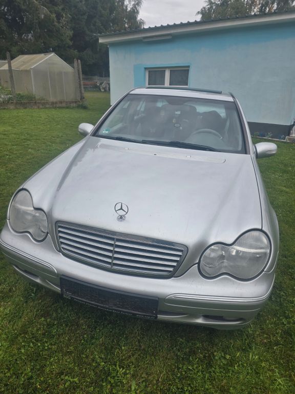 Bild des Angebotes Mercedes-Benz 200