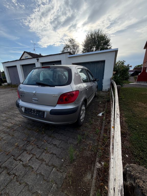 Bild des Angebotes Peugeot 307 Premium 110 Automatik Premium
