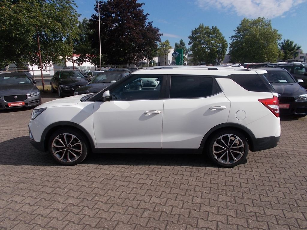 Bild des Angebotes Ssangyong XLV Quartz  4x2,AHK, Navi, Schiebedach, Alu 18"